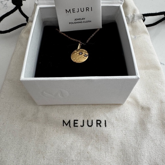 Mejuri Jewelry - Mejuri Gold Disc Virgo Zodiac Necklace
